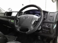 Toyota HIACE VAN лот № 3026 оценка R  с аукциона в Японии 6