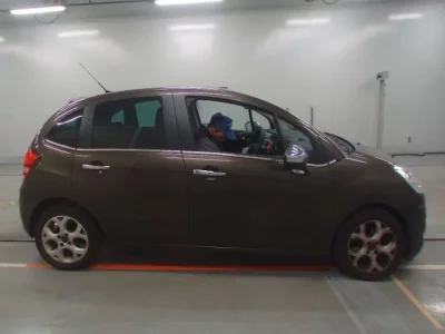 Citroen C3  с аукциона в Японии