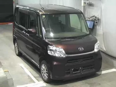 Daihatsu TANTO  с аукциона в Японии