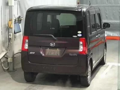 Daihatsu TANTO  с аукциона в Японии