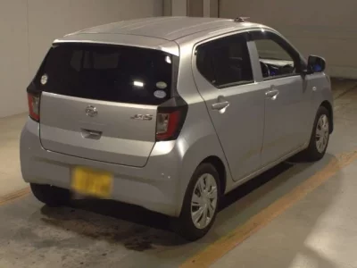 Daihatsu MIRA E S  с аукциона в Японии