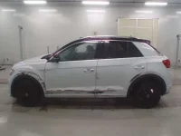 Volkswagen T-ROC лот № 38135 оценка 3  с аукциона в Японии 3