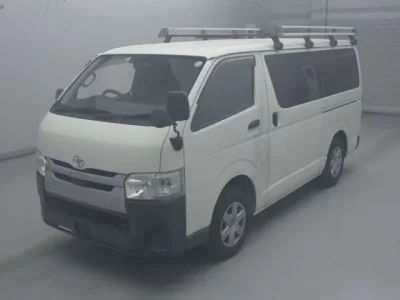 Toyota HIACE VAN  с аукциона в Японии