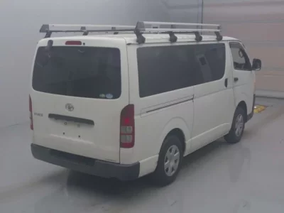 Toyota HIACE VAN  с аукциона в Японии