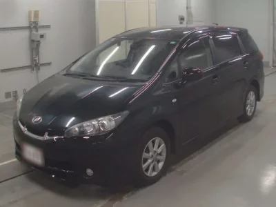 Toyota WISH  с аукциона в Японии