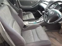Toyota KLUGER лот № 30207 оценка R  с аукциона в Японии 7