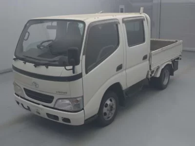 Toyota DYNA  с аукциона в Японии