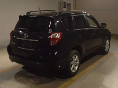 Subaru LEGACY B4  с аукциона в Японии