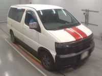 Nissan ELGRAND лот № 30217 оценка 3  с аукциона в Японии 4