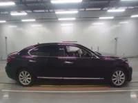 Lexus LS лот № 30221 оценка 3.5  с аукциона в Японии 2