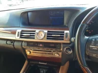 Lexus LS лот № 30221 оценка 3.5  с аукциона в Японии 8