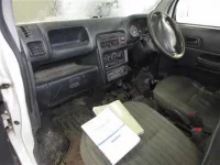 Honda ACTY TRUCK лот № 4025 оценка 3  с аукциона в Японии 2