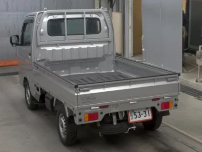 Nissan CLIPPER TRUCK