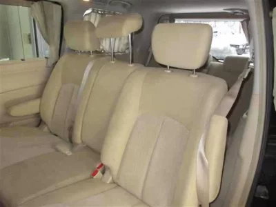 Nissan ELGRAND  с аукциона в Японии