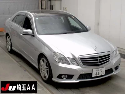 Mercedes-Benz E CLASS  с аукциона в Японии