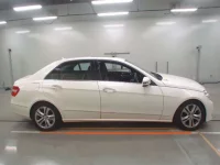 Mercedes-Benz E CLASS лот № 38174 оценка 4  с аукциона в Японии 2