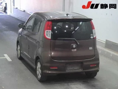 Suzuki MRWAGON