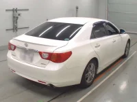 Toyota MARK X лот № 30242 оценка 4  с аукциона в Японии 1