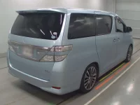 Toyota VELLFIRE лот № 30241 оценка 3  с аукциона в Японии 1