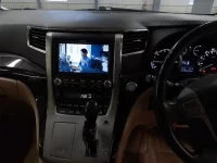 Toyota VELLFIRE лот № 30241 оценка 3  с аукциона в Японии 8