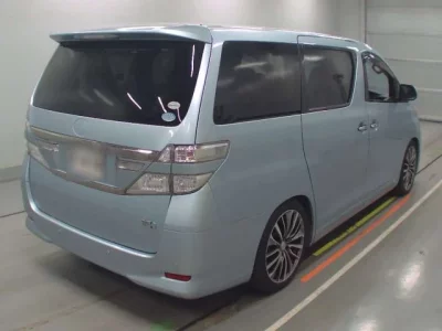 Toyota VELLFIRE  с аукциона в Японии