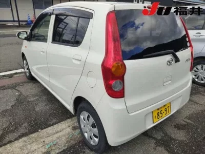 Daihatsu MIRA  с аукциона в Японии