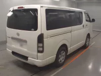 Toyota REGIUS ACE VAN лот № 30250 оценка 3.5  с аукциона в Японии 1