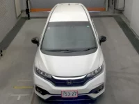 Honda FIT лот № 3009 оценка 4  с аукциона в Японии 5