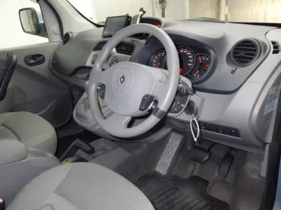 Renault KANGOO  с аукциона в Японии