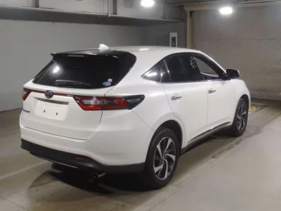 Toyota HARRIER  с аукциона в Японии