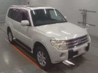 Mitsubishi PAJERO лот № 30252 оценка 4  с аукциона в Японии 4