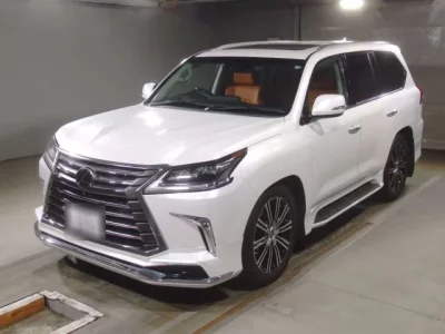 Lexus LX  с аукциона в Японии