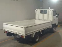 Toyota DYNA лот № 63511 оценка 4  с аукциона в Японии 1