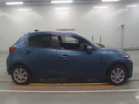 Mazda MAZDA2 лот № 30276 оценка 3.5  с аукциона в Японии 2