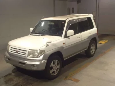 Mitsubishi PAJERO IO  с аукциона в Японии
