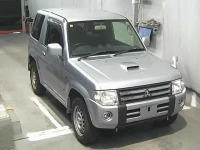 Mitsubishi PAJERO MINI
