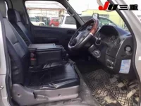 Nissan CARAVAN VAN лот № 99 оценка R  с аукциона в Японии 3