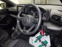 Toyota YARIS лот № 3075 оценка 4.5  с аукциона в Японии 2