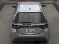 Toyota YARIS лот № 3075 оценка 4.5  с аукциона в Японии 6