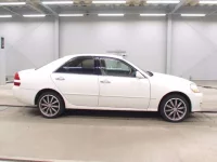 Toyota MARK II лот № 3147 оценка R  с аукциона в Японии 2