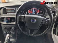 Volvo V40 лот № 2022 оценка 3.5  с аукциона в Японии 3