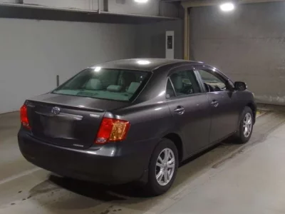 Toyota COROLLA AXIO  с аукциона в Японии
