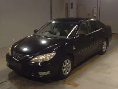 Toyota CAMRY  с аукциона в Японии