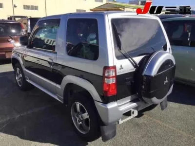 Mitsubishi PAJERO MINI