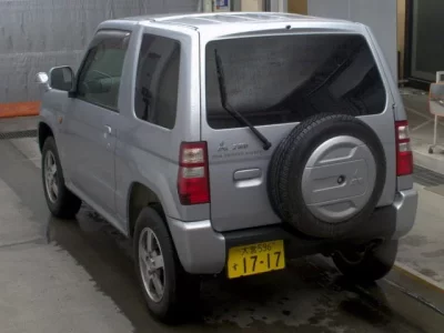 Mitsubishi PAJERO MINI