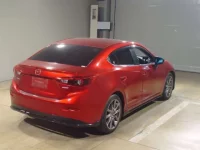 Mazda AXELA лот № 32071 оценка 4  с аукциона в Японии 1