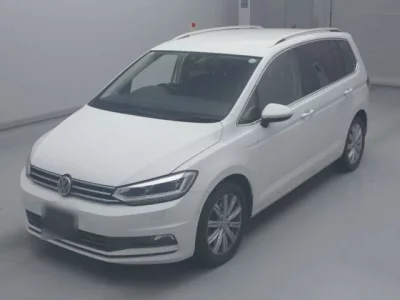 Volkswagen GOLF TOURAN  с аукциона в Японии