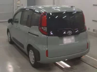 Toyota SIENTA лот № 30336 оценка 4.5  с аукциона в Японии 5