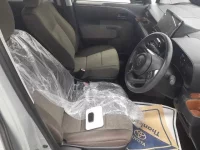 Toyota SIENTA лот № 30336 оценка 4.5  с аукциона в Японии 7