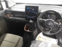 Toyota SIENTA лот № 30336 оценка 4.5  с аукциона в Японии 8
